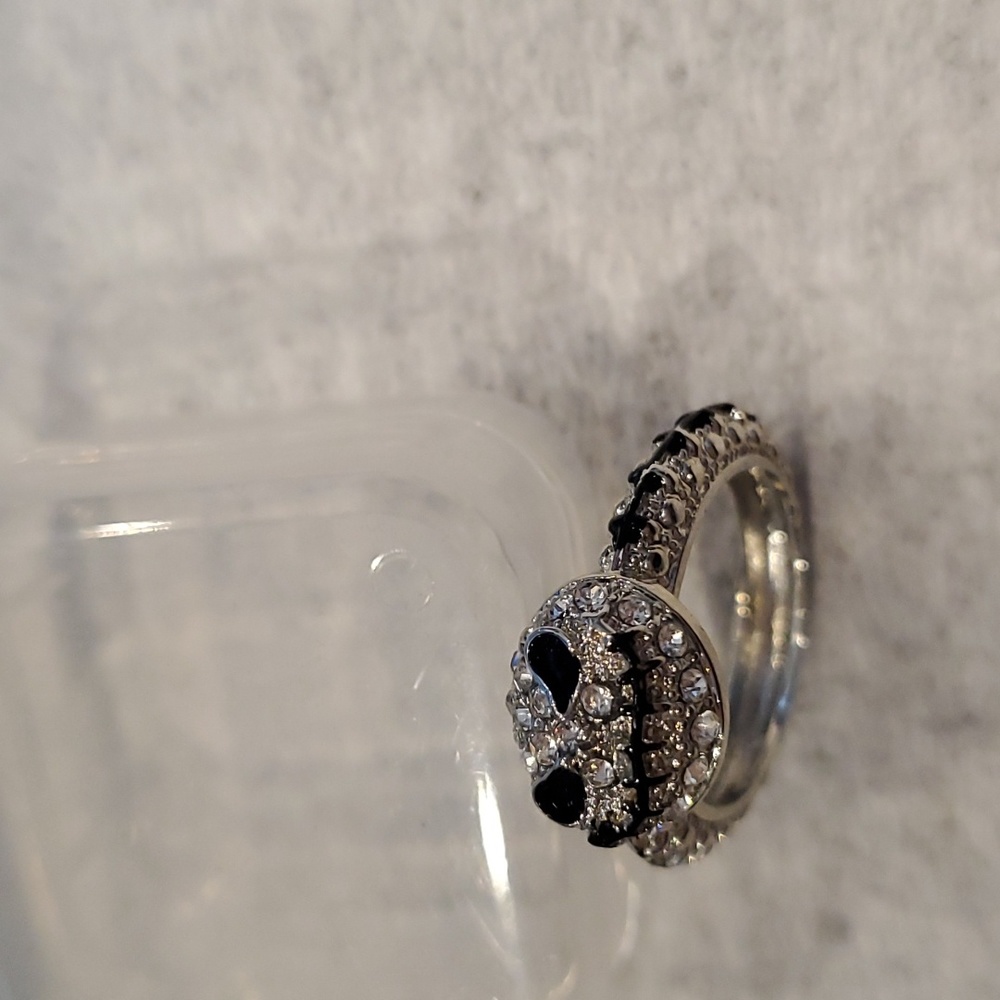 Jack Skellington NBC Rhinestone ring - Picture 3 of 3